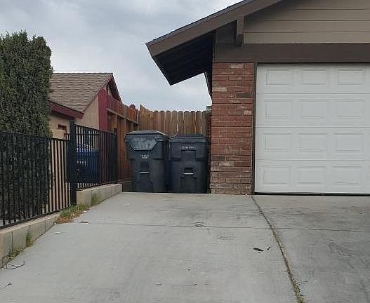 2nd image of 1152 Broadway Ave