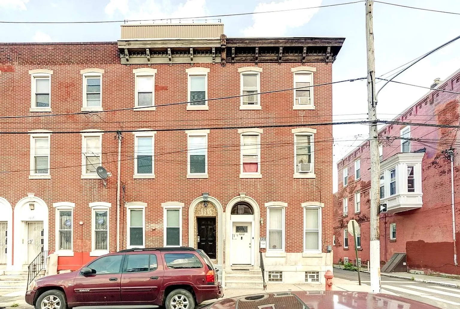 19th St N 1315 — Photo 2