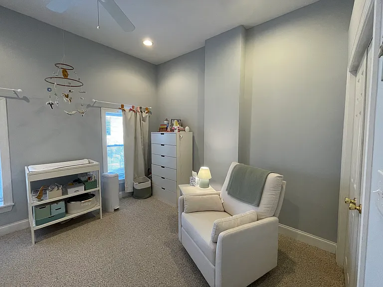 3211 Dillon St — Photo 11