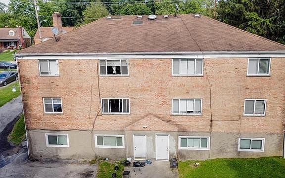 5th image of 7227 Bernard Ave #2