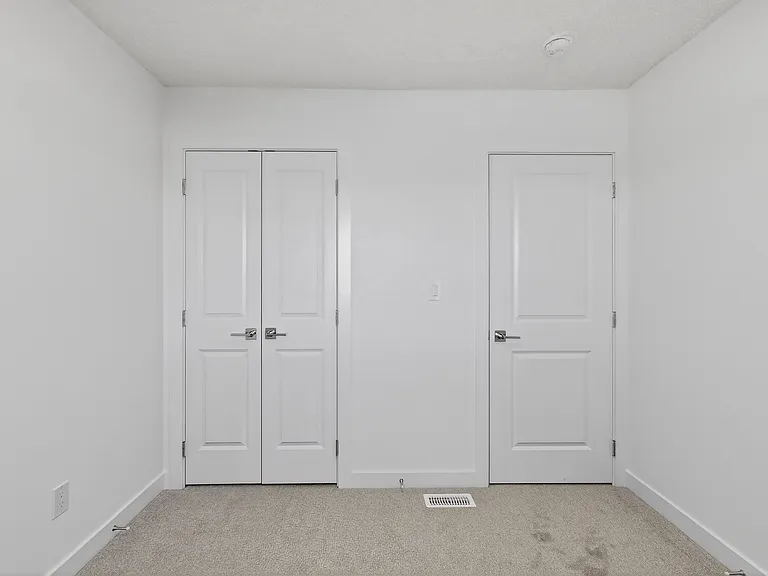 516 Black Stone Blvd — Photo 29