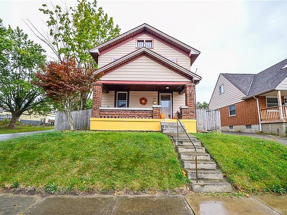 3rd image of 4154 Woodcliffe Ave