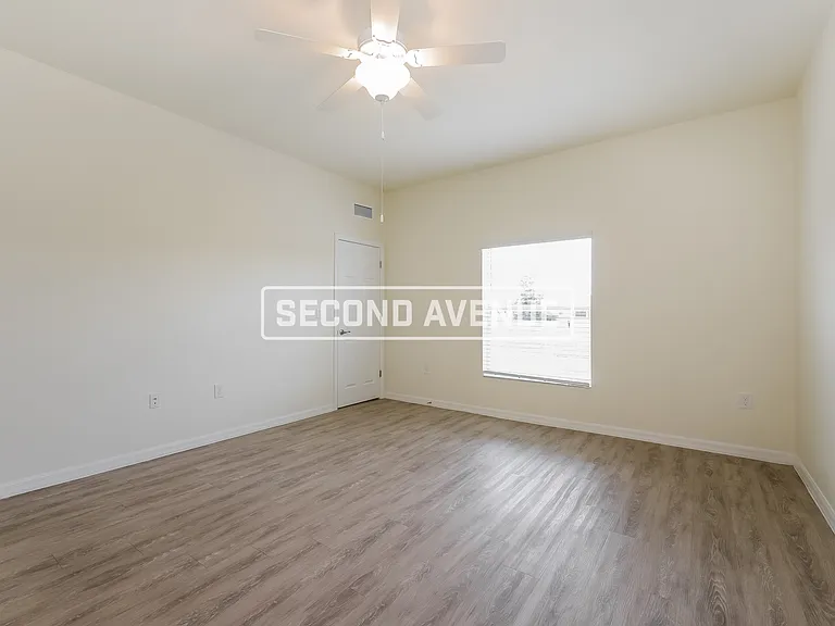 3202 NE 14th Pl — Photo 11