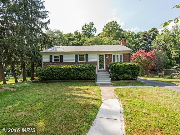 2nd image of 3236 Dye Dr