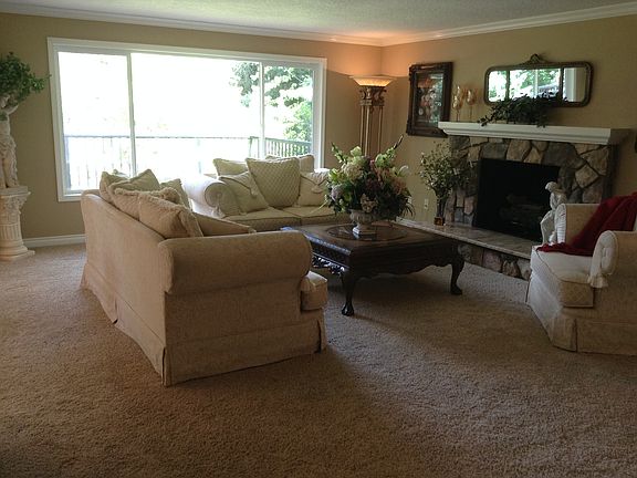 3rd image of 7400 SE Little Creek Ln