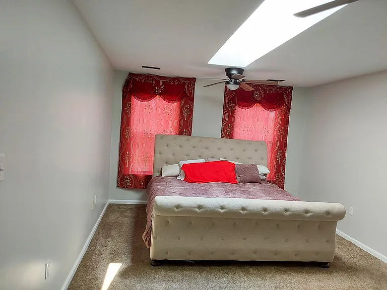 Shaughanassee Ct — Photo 5