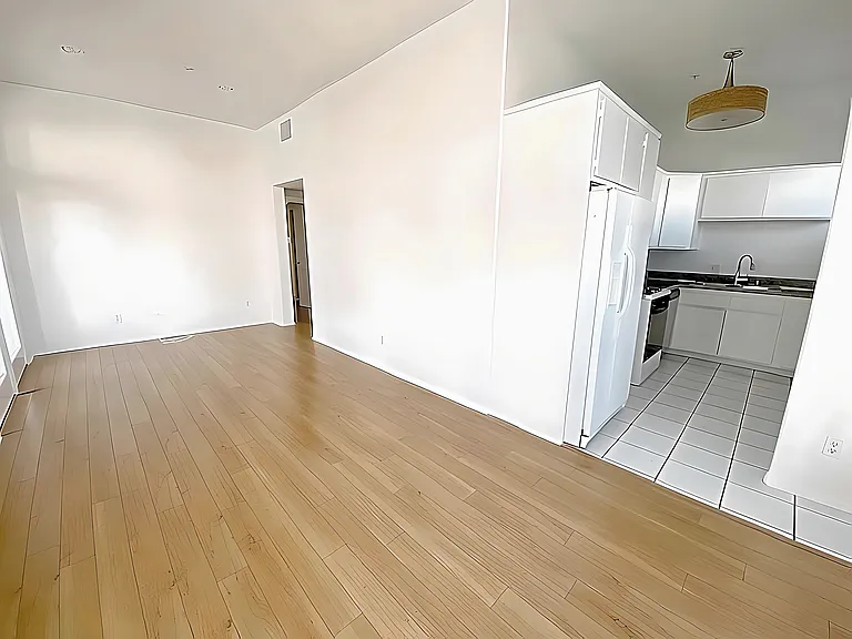 1024 3rd St #3 — Photo 9