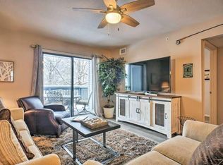 186 Bunker Ridge Dr BUILDING 11-53, Branson, MO 65616