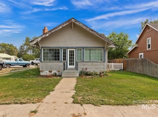 502 Wyoming St, Gooding, ID 83330