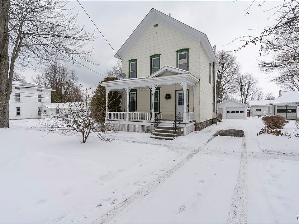 1st image of 176 Esselstyne St