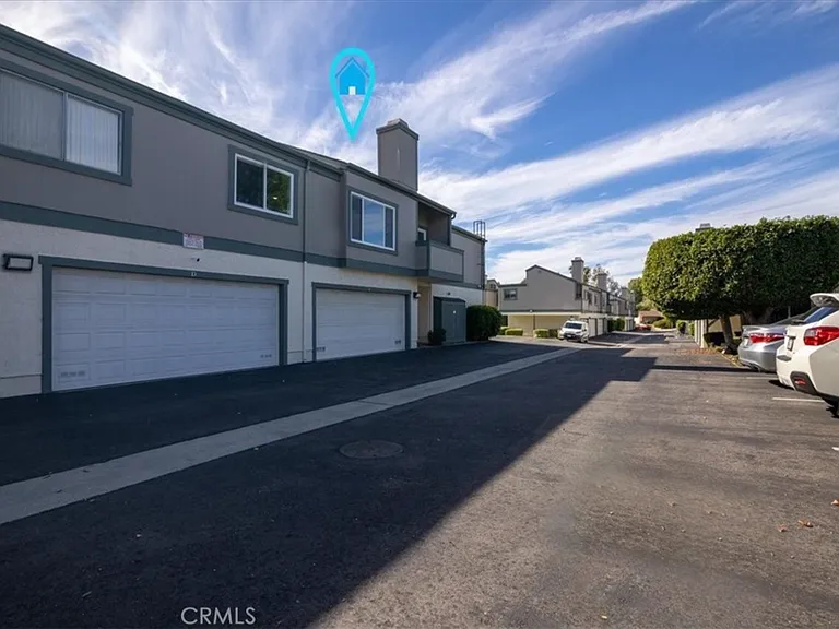 1104 Cleghorn Dr #F — Photo 9