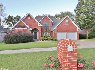 18 Berney Way Dr, Little Rock, AR 72223