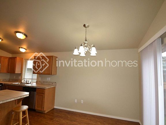 5th image of 4835 204th St E