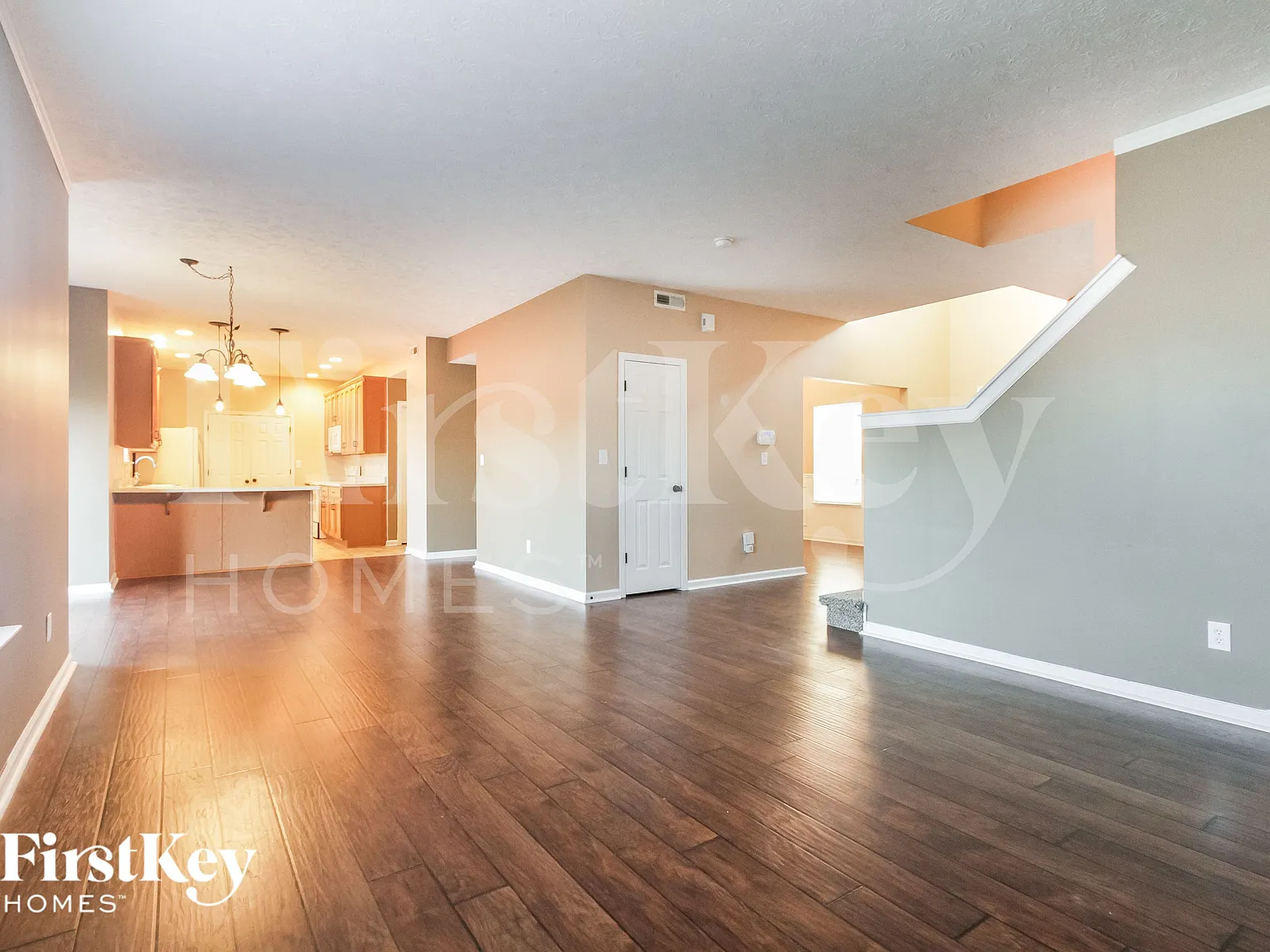 4 bed, 3.0 bath, 3010 sqft, $2,395 — Photo 2