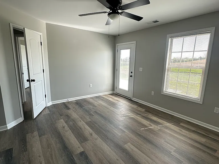 7057 Caravan Dr — Photo 6