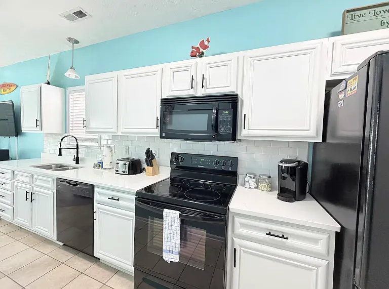 1900 Cassandra Ln #11 — Photo 17
