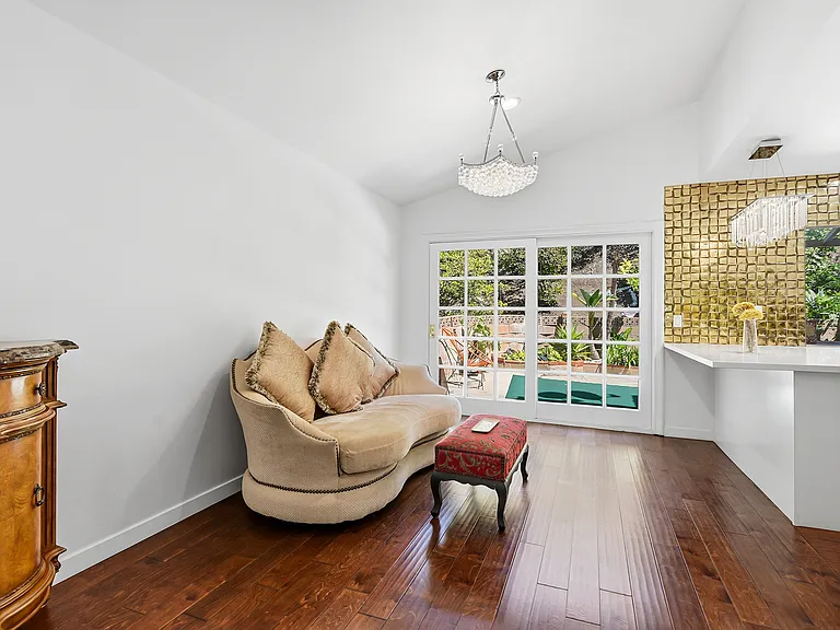 17092 Escalon Dr — Photo 6