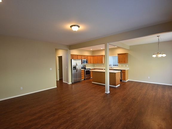 2nd image of 11513 185th St E