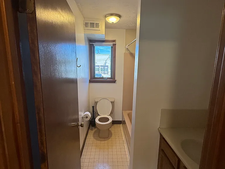 14 Church St #2 — Photo 8