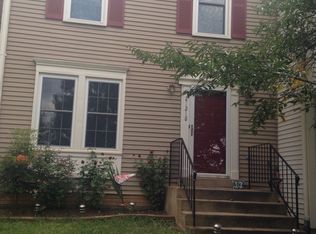 21218 Hedgerow Ter, Ashburn, VA 20147