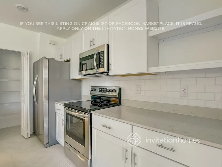 1873 E Landings Way — Photo 6