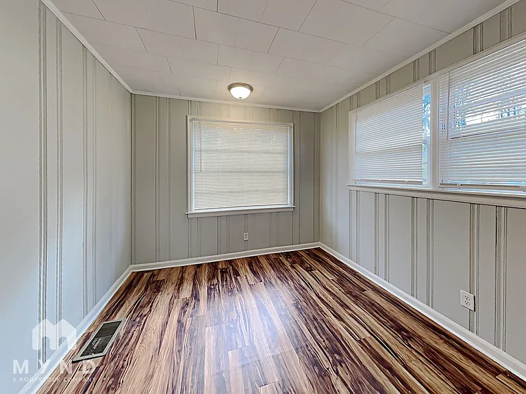 108 Rose Dr — Photo 14