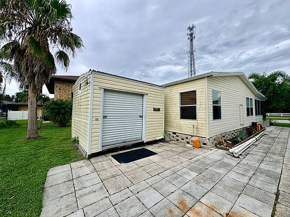 3rd image of 17100 Tamiami Trl Unit 283