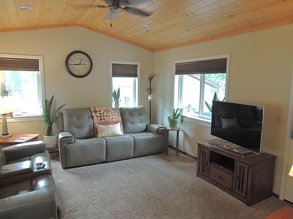 2nd image of 6553 Excelsior Rd