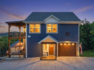 1 Grand Dr, Blue Eye, MO 65611