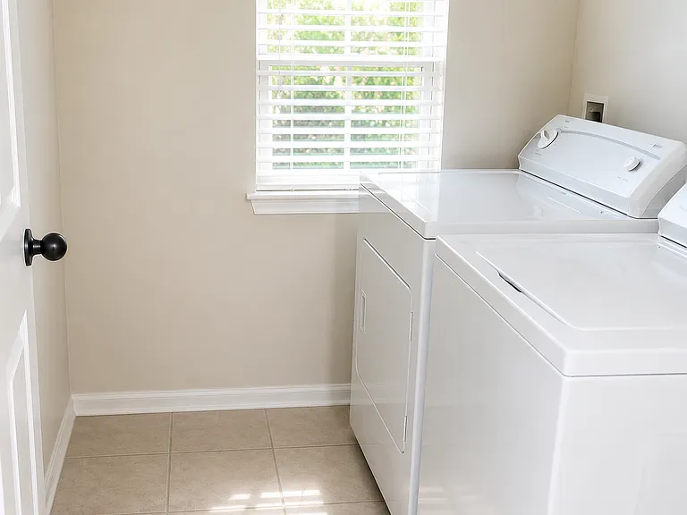2350 Bermuda Palms Dr — Photo 10