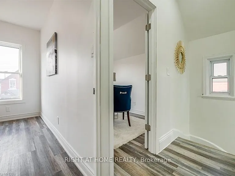 120 Tisdale St N — Photo 22