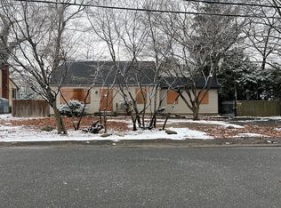 50 Teed St, Huntington Station, NY 11746