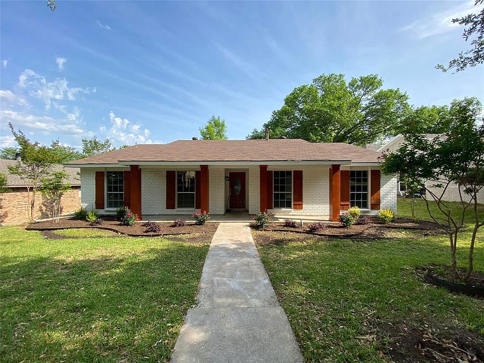 1st image of 2910 Branch Oaks Dr