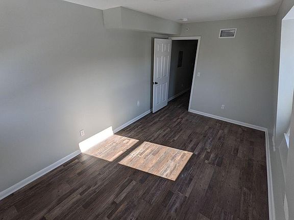 5th image of 32 Central Ave