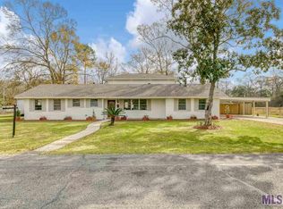 9752 S Riveroaks Dr, Baton Rouge, LA 70815