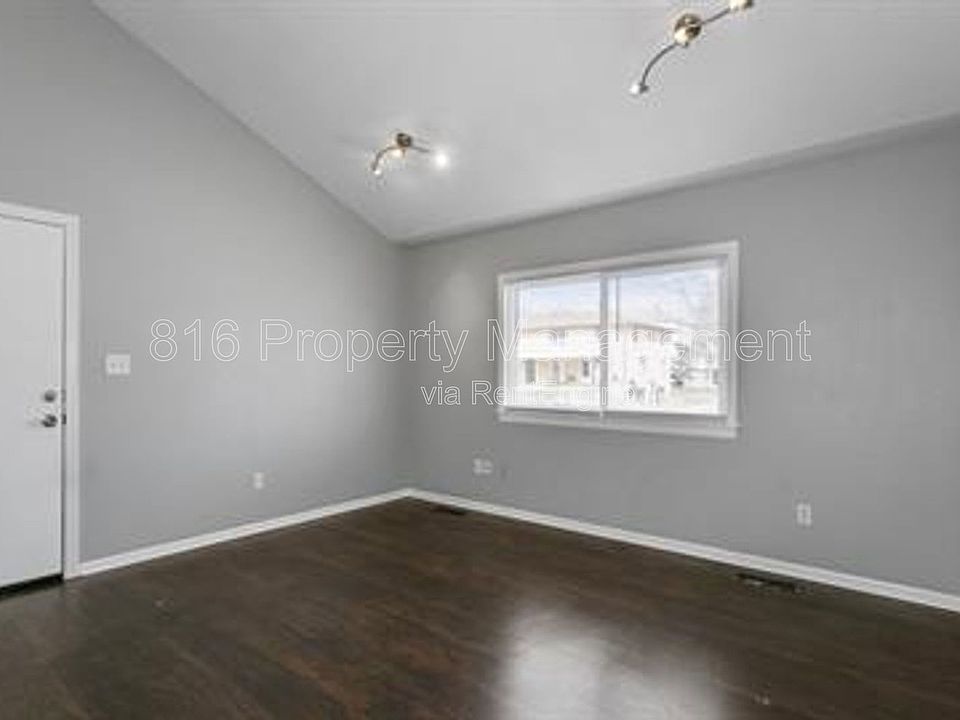 1st image of 1229 W Hayward Ave APT A