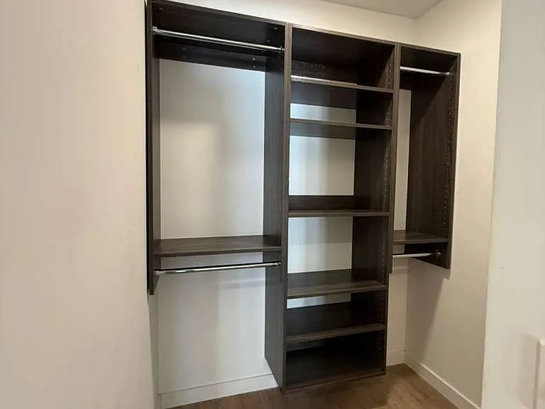 1532 Howard St #402 — Photo 6