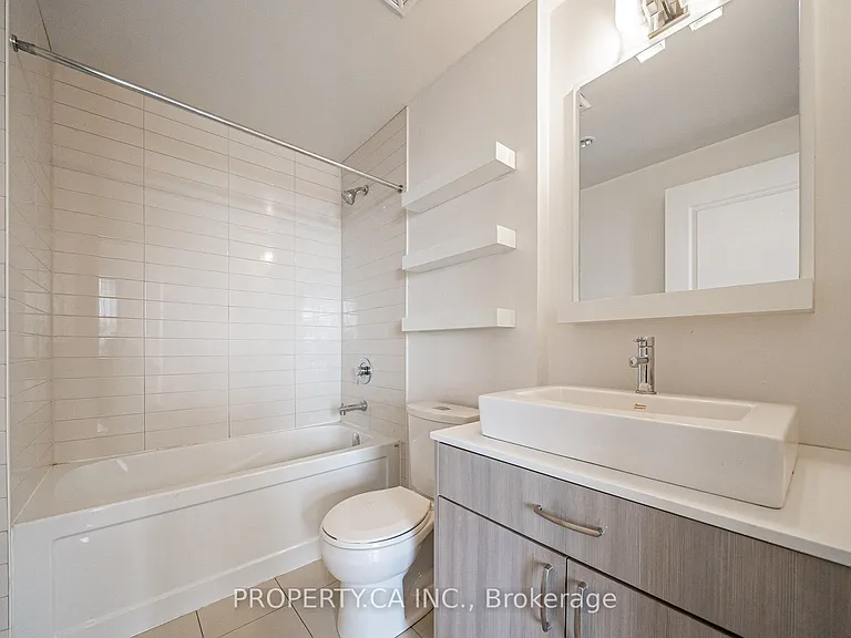 9205 Yonge St #1605 — Photo 9