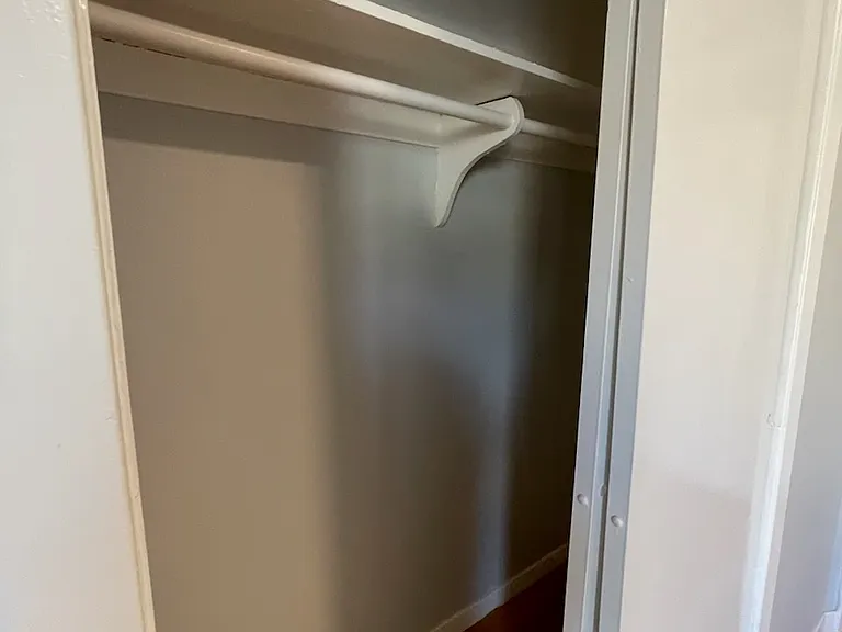 272 Abbot Ave #4 — Photo 15
