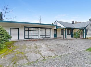 1914 E Pioneer #1/2, Puyallup, WA 98372