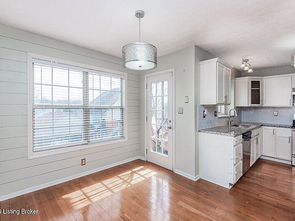 3rd image of 5113 Middlesex Dr