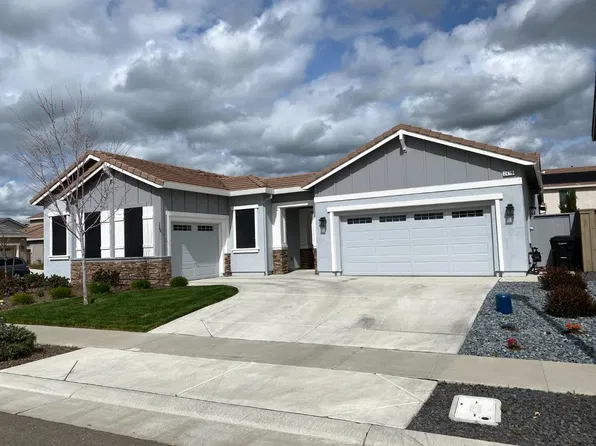 2416 Cumberland Dr, Roseville, CA 95747