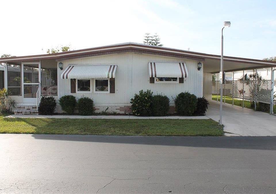 1st image of 223 Palm Air Dr