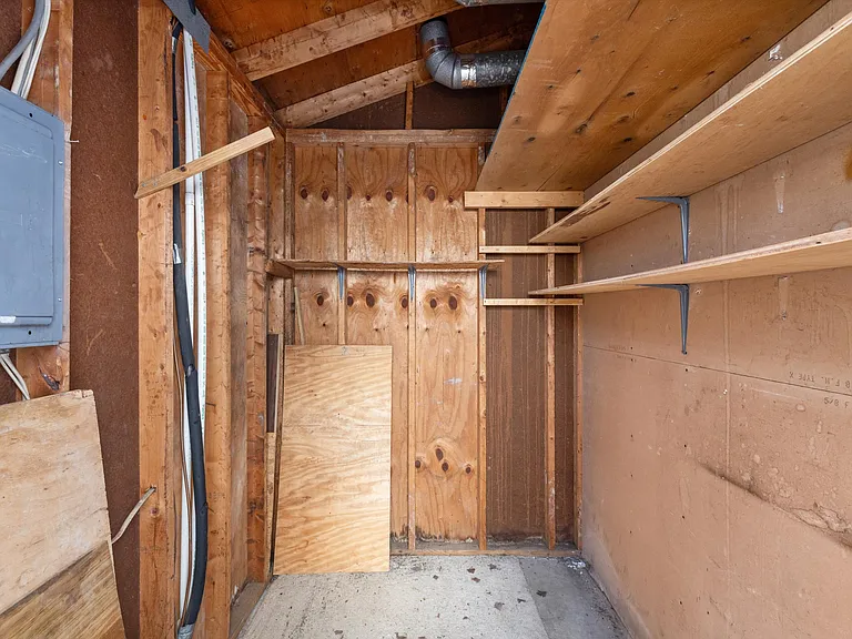 527 Pine Tops Ct — Photo 23