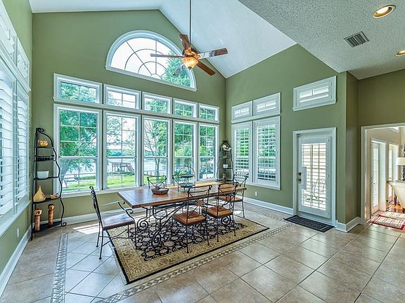 5th image of 11166 Crescent Bay Blvd