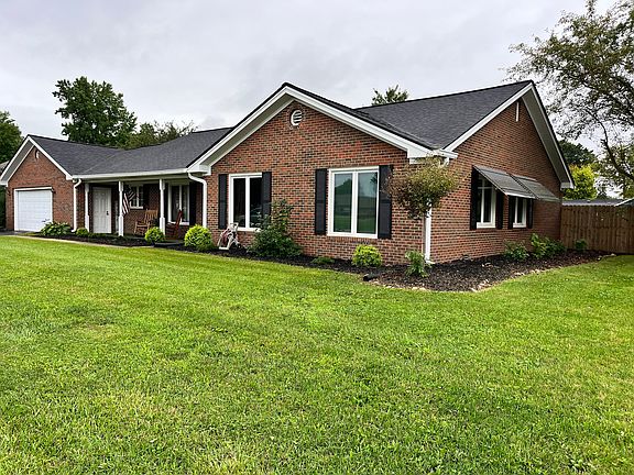 2nd image of 125 Westmoor Dr