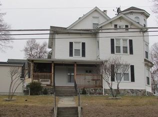 16 Division St, Danbury, CT 06810