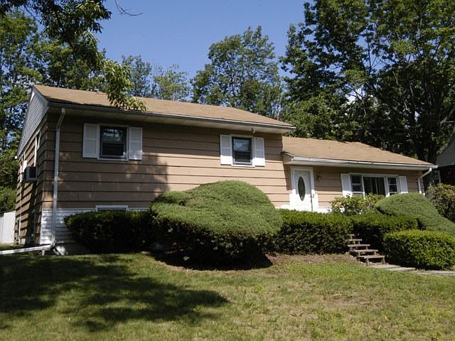 20 Burton Ave Monticello NY 12701 Zillow