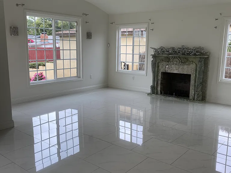 349 Victory Ct — Photo 5