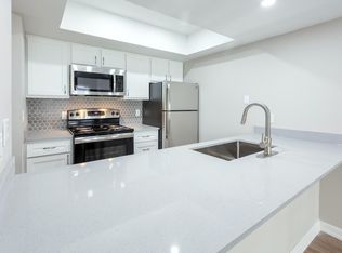 Station, Littleton, CO 80120